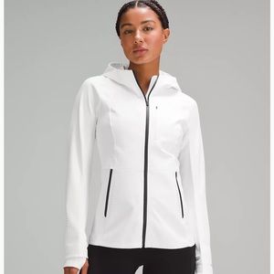Lululemon Cross Chill Jacket